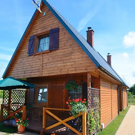 Caloroczne Nad Morzem I Jeziorem Holiday home Jezierzany