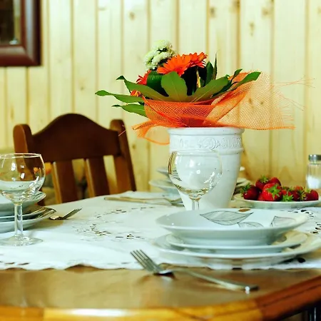 Caloroczne Nad Morzem I Jeziorem 펜션 Jezierzany