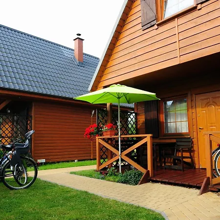 Holiday home Caloroczne Nad Morzem I Jeziorem Jezierzany
