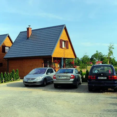 Caloroczne Nad Morzem I Jeziorem 펜션 *