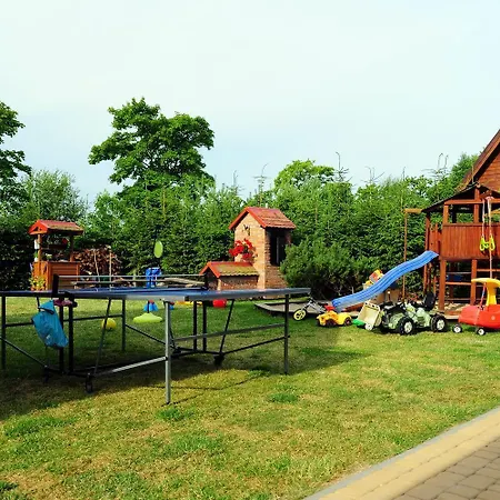 Caloroczne Nad Morzem I Jeziorem 펜션 Jezierzany