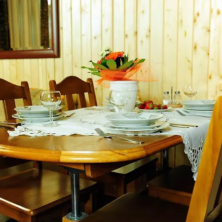 펜션 Caloroczne Nad Morzem I Jeziorem Jezierzany