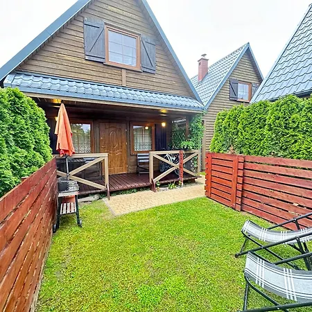 Holiday home Caloroczne Nad Morzem I Jeziorem