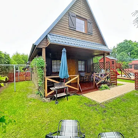 Dom wakacyjny Całoroczne Nad Morzem I Jeziorem Jezierzany