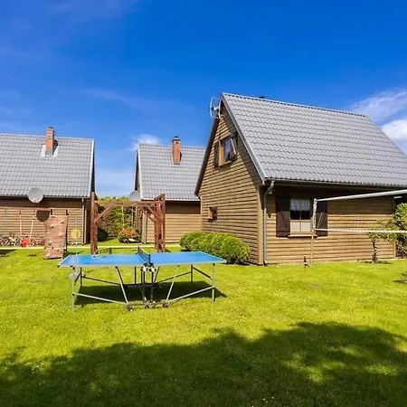 Holiday home Caloroczne Nad Morzem I Jeziorem Jezierzany