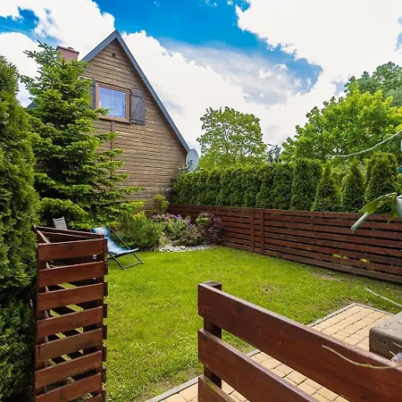 Holiday home Caloroczne Nad Morzem I Jeziorem