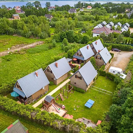 펜션 Caloroczne Nad Morzem I Jeziorem Jezierzany