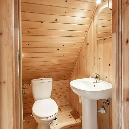 펜션 Caloroczne Nad Morzem I Jeziorem