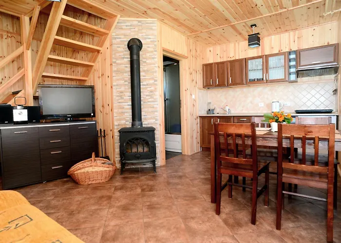 Caloroczne Nad Morzem I Jeziorem