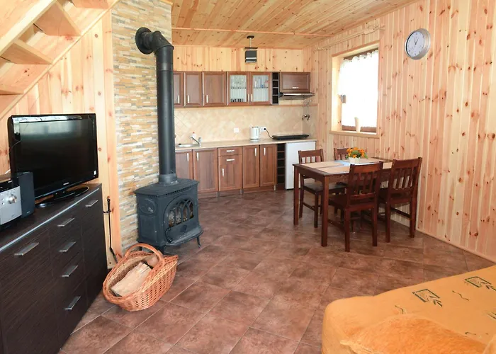 Caloroczne Nad Morzem I Jeziorem *